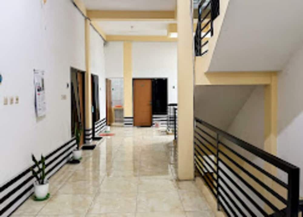 Rumi Hotel — Malang — photo 5
