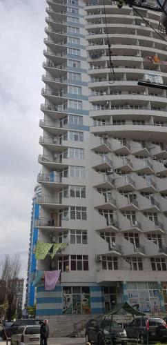 Tamar's Apartment