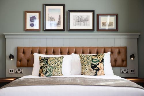 The Cheshire Cat by Innkeepers Collection in Chester, United Kingdom