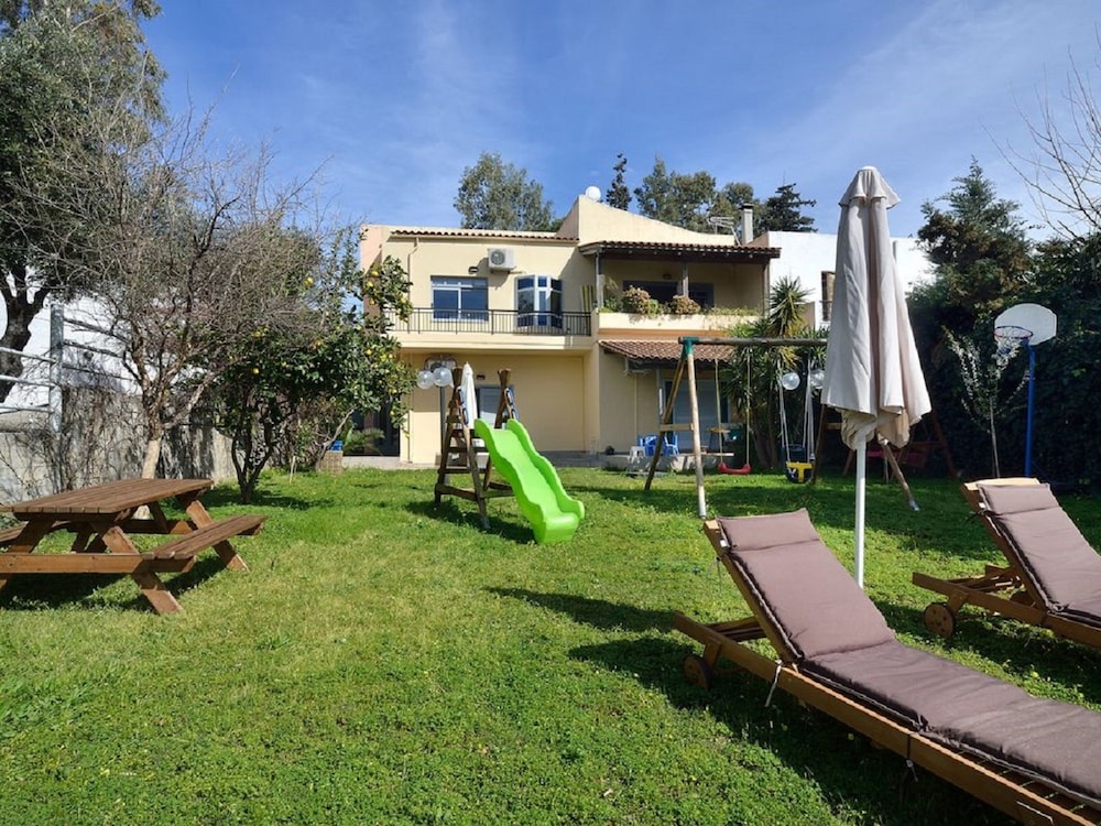 Villa Labro — 4-Star Luxury Hotel in Chania, Greece
