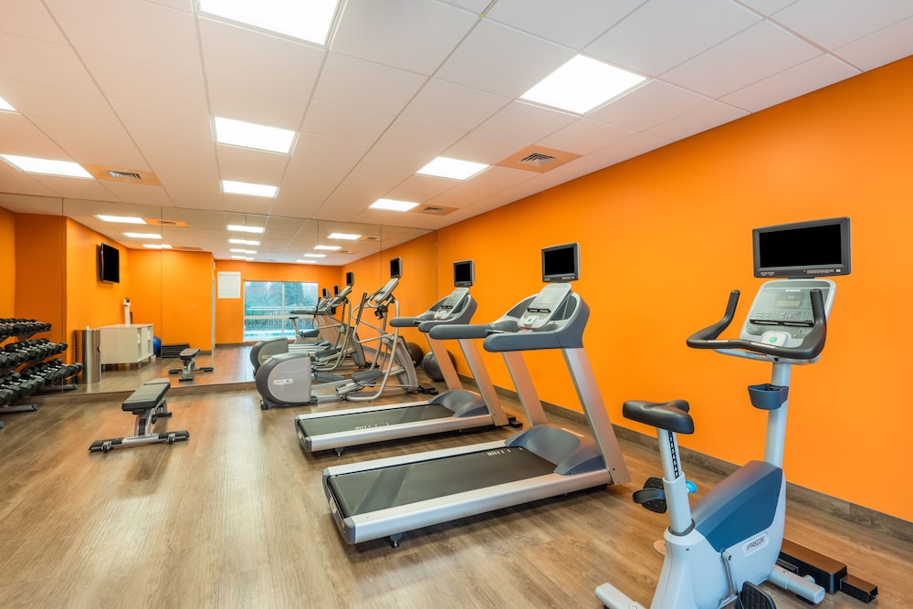 Holiday Inn Express & Suites Greenville SE Simpsonville by IHG - photo 36