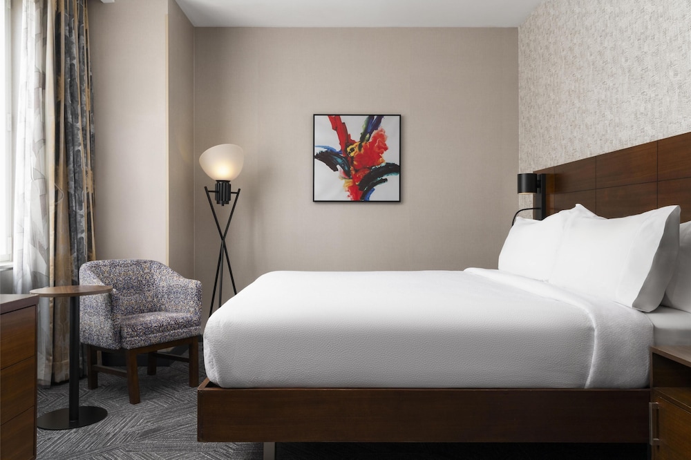 Hilton Garden Inn New York Midtown Park Ave - photo 13