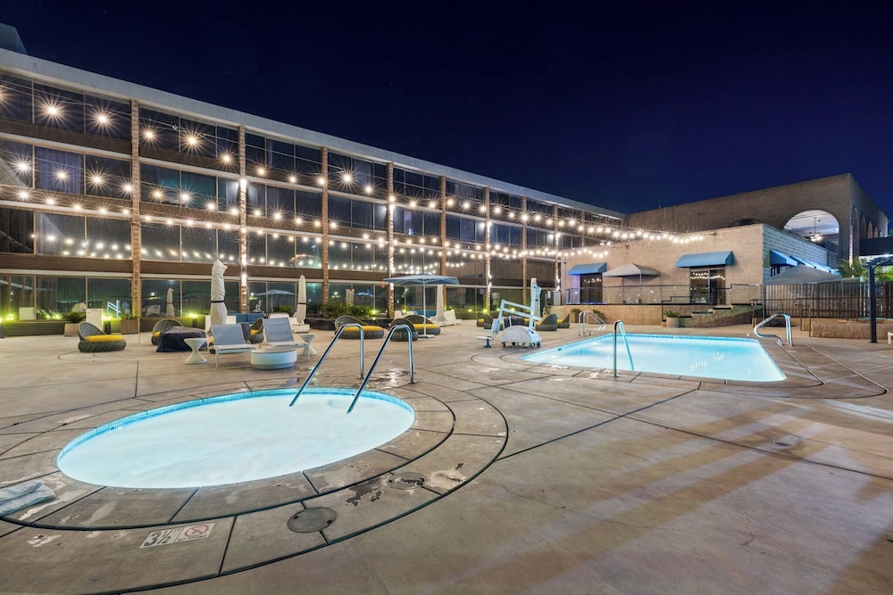 Voco Laguna Hills - photo 35