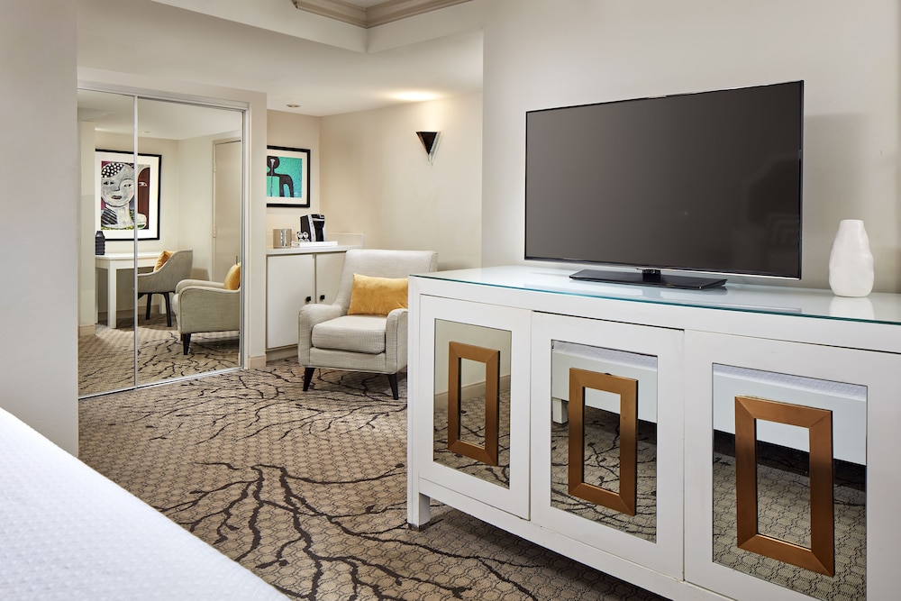 Carlyle Inn - photo 10
