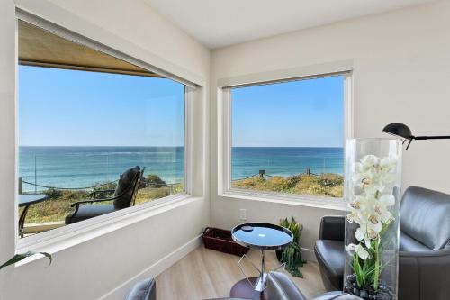 Don’t Worry Beach Happy SONG13 — Solana Beach — photo 3