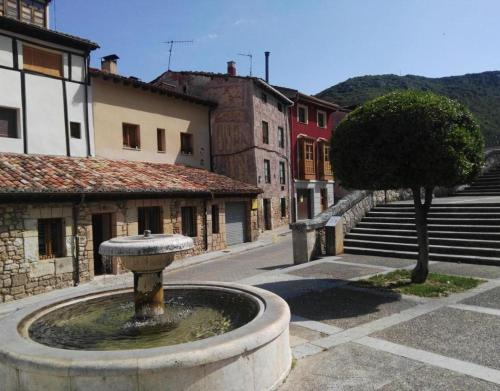 Juderia I — hotel in Ona