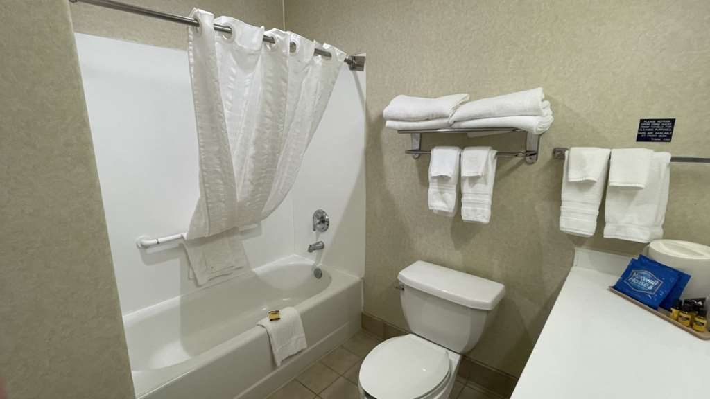Surestay Hotel By Best Western Eureka - photo 17