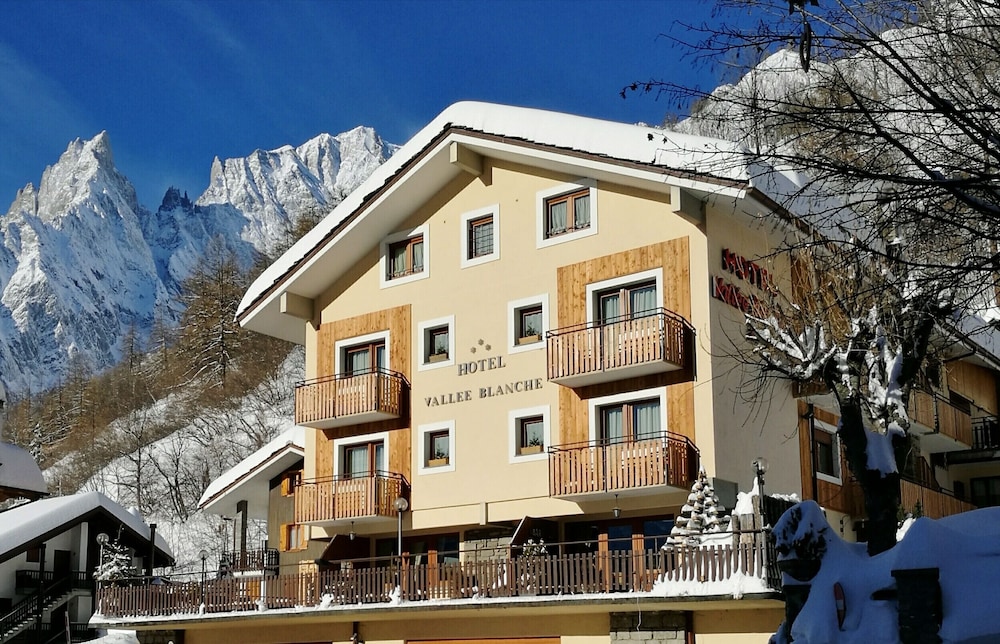 Hotel Vallée Blanche Courmayeur in Courmayeur, Italy