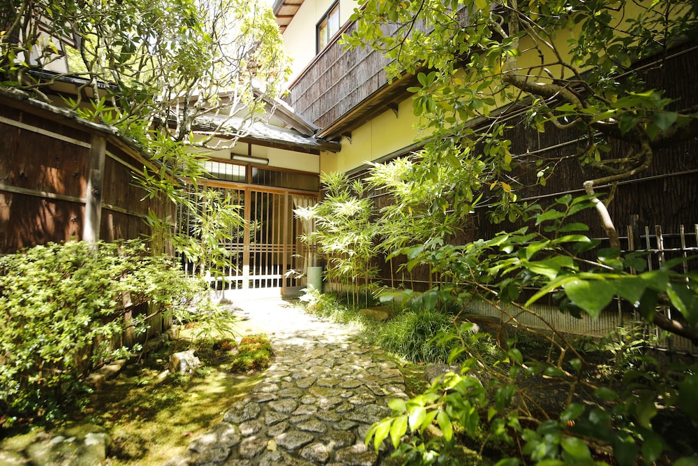 Hashinoya Annex Ransui in Kobe, Japan