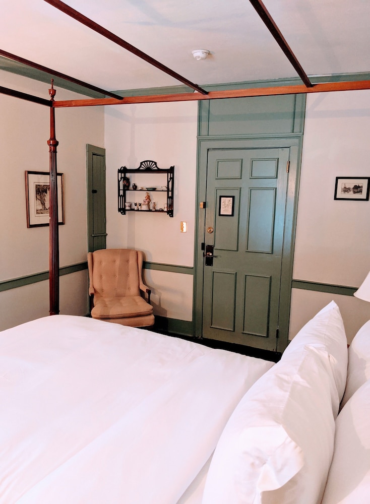Inns at the Equinox - photo 24