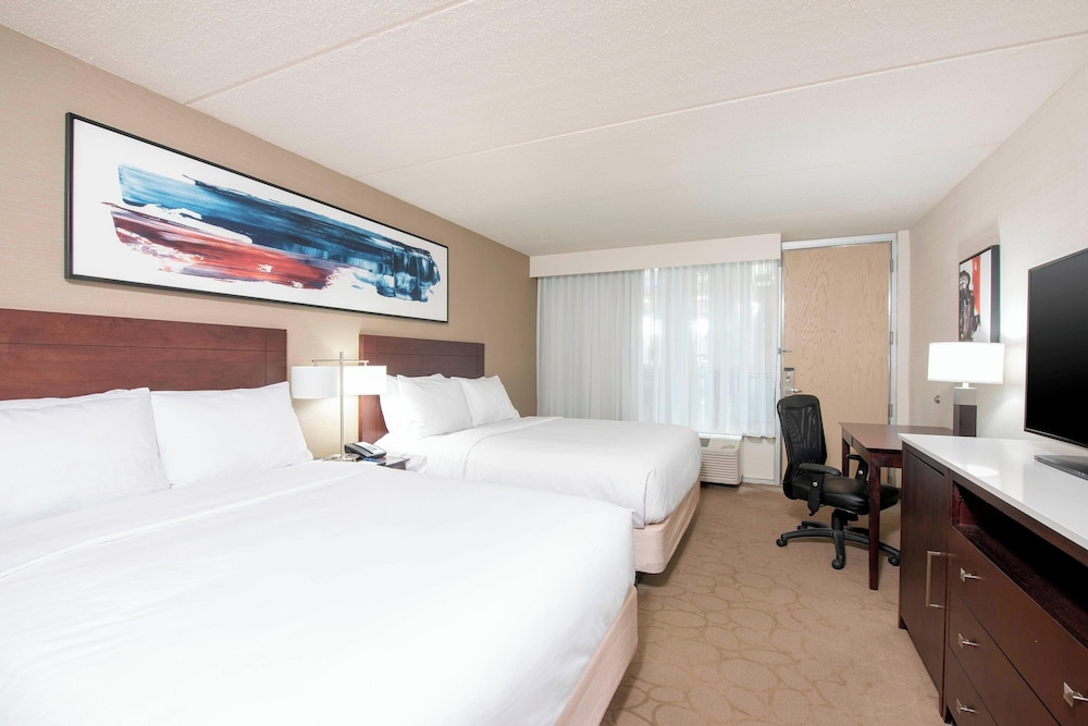 Delta Hotels by Marriott Kalamazoo Conference Center - photo 14