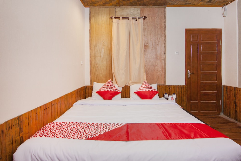 OYO 1543 Sibayak Ncole in Medan, Indonesia