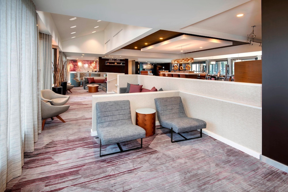 Courtyard by Marriott Savannah Midtown - photo 2