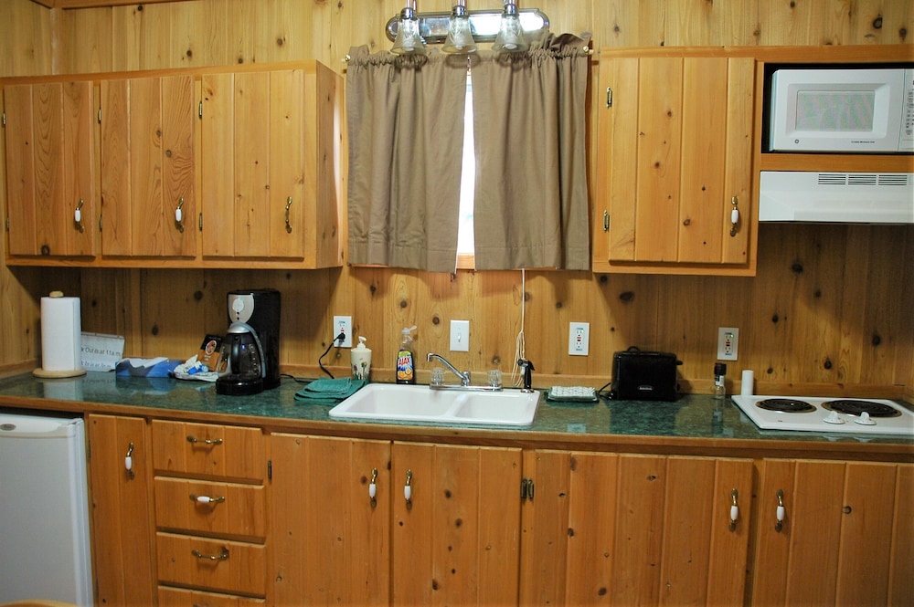 Gwin's Lodge & Roadhouse Est. 1952 - photo 27