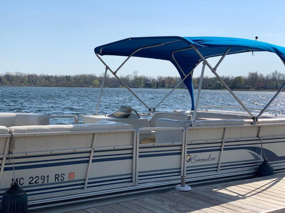 The Boathouse at Evans Lake — hotel in Tipton