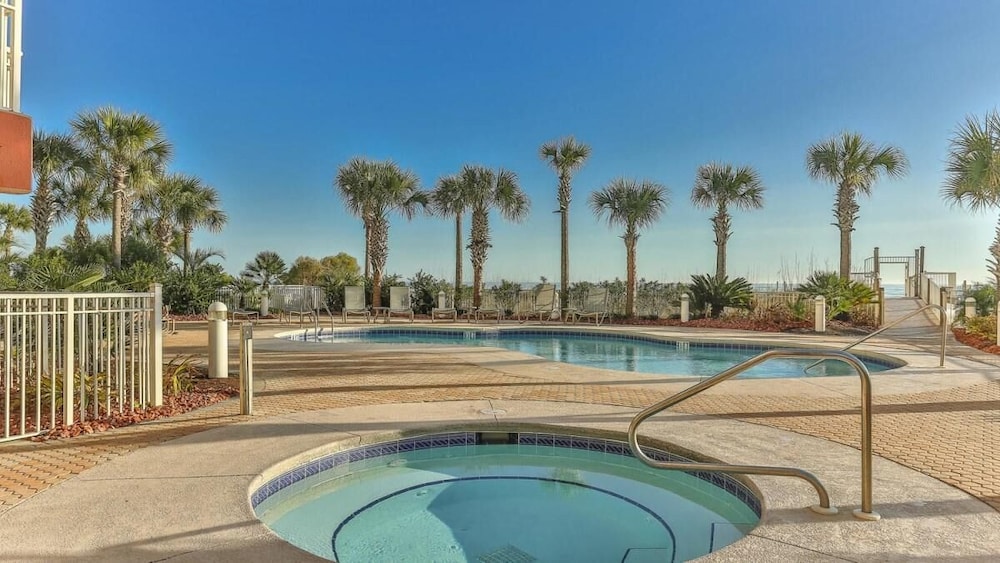 Destin Towers 143 Beach Front 2BR - photo 21