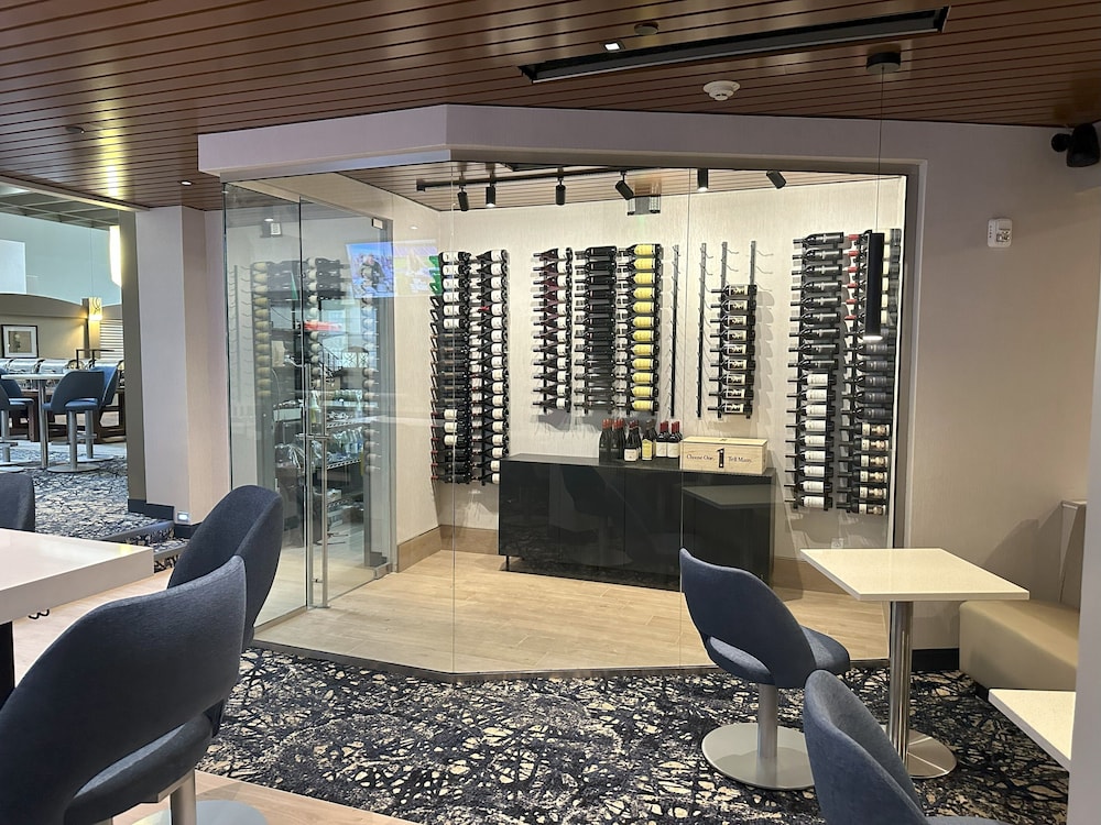 Holiday Inn Sioux Falls City Centre by IHG - photo 35