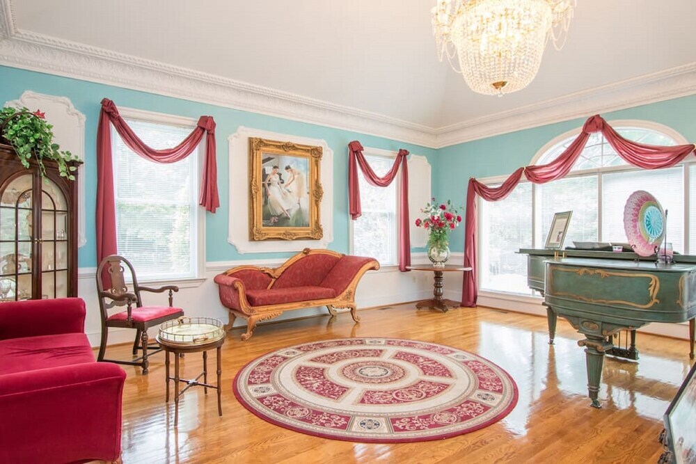 Rosewood Manor - photo 15
