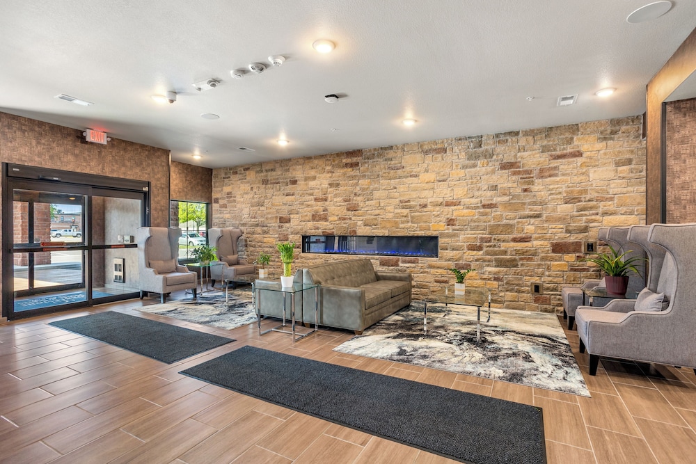 Cobblestone Hotel & Suites De Pere Green Bay - photo 5
