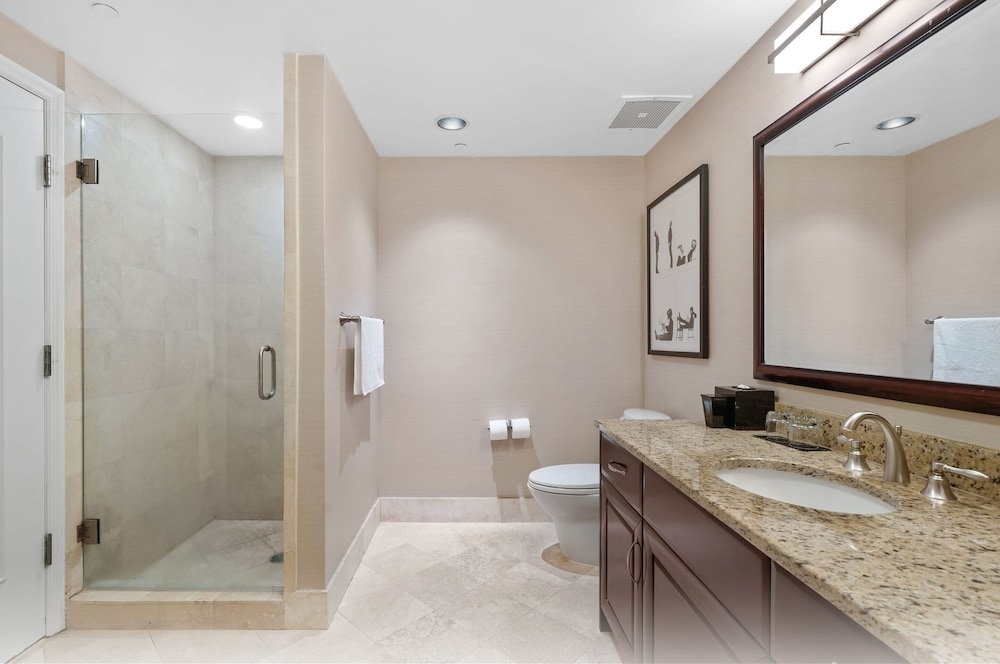 Fontainebleau Miami Beach Private Luxury Suites - photo 354