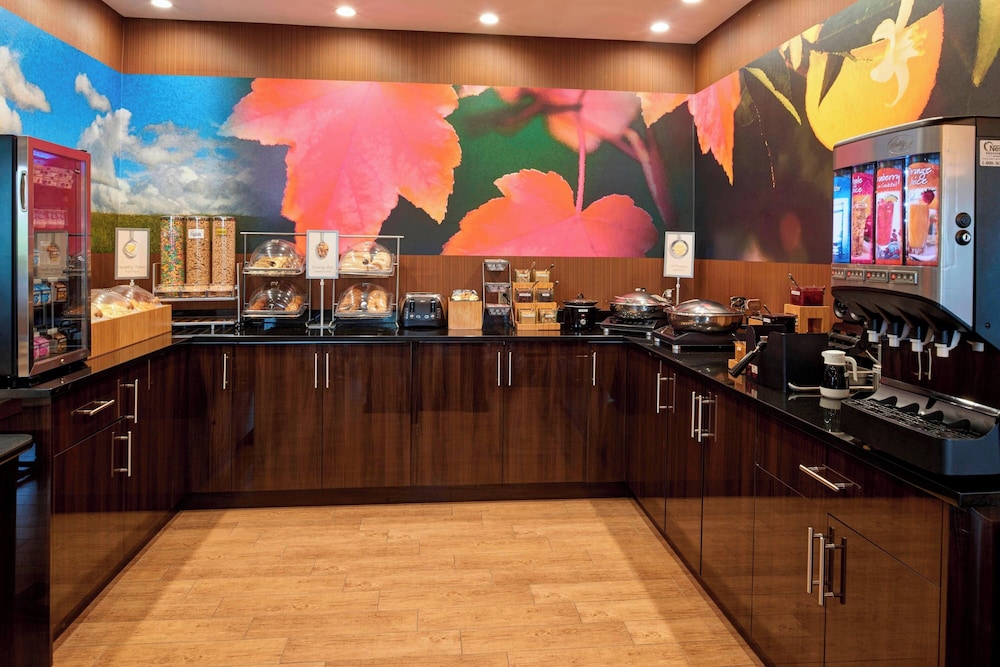 Fairfield Inn by Marriott Richmond - photo 18