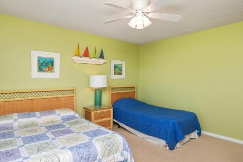 Front Row by Oak Island Accommodations - photo 4