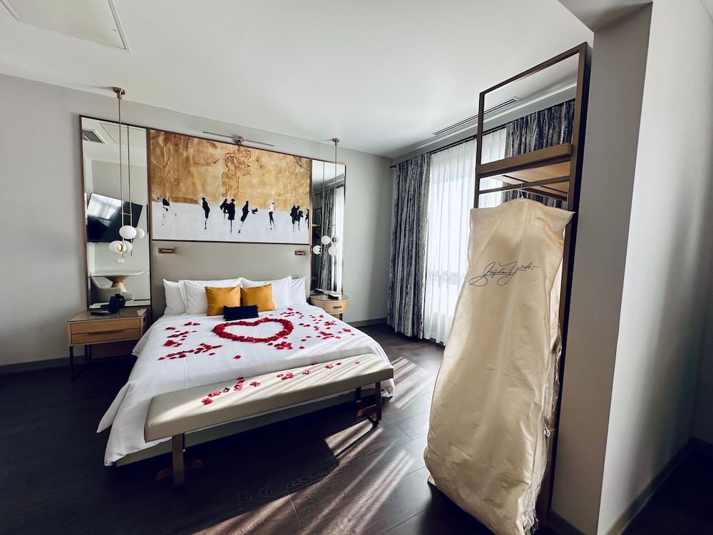 Chez Hotel Arlington Heights - photo 28