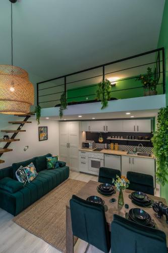 Jungle & Marble Apartments — 4-Star Luxury Hotel in Budapest, Hungary