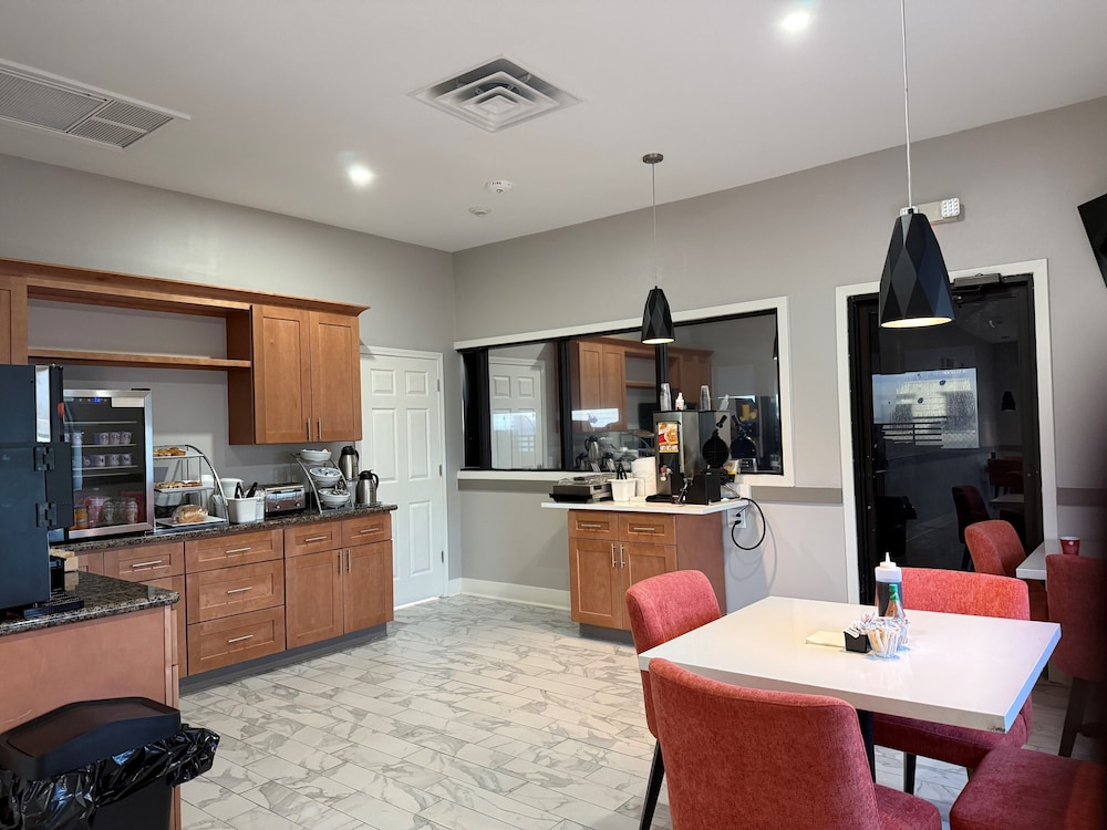 Ramada By Wyndham Kenner New Orleans Airport South - photo 38