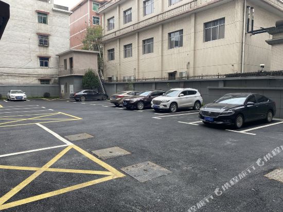 True Home Hotel — Pingxiang — photo 4