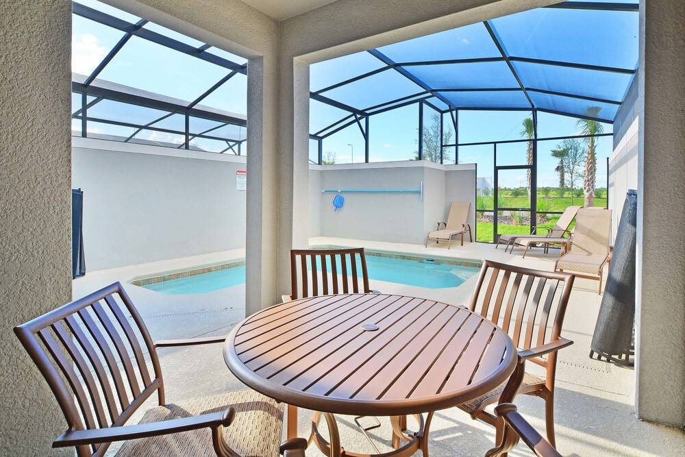 In the Heart of Kissimmee Storey Lake Resort 4bd 3ba Pool Townhome #4sl4857 - photo 18