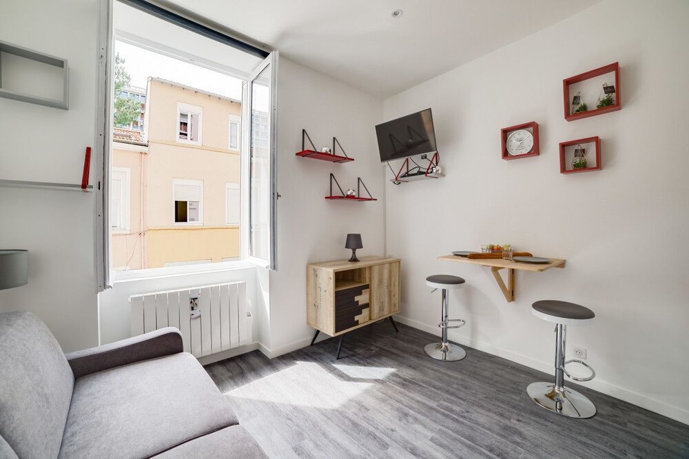 Le Cocon Villette - carbon neutral hotel in Lyon