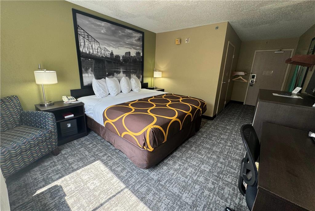 Super 8 by Wyndham New Cumberland - photo 13