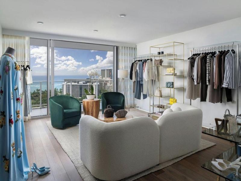 The Ritz Carlton Residences Waikiki Beach - photo 4