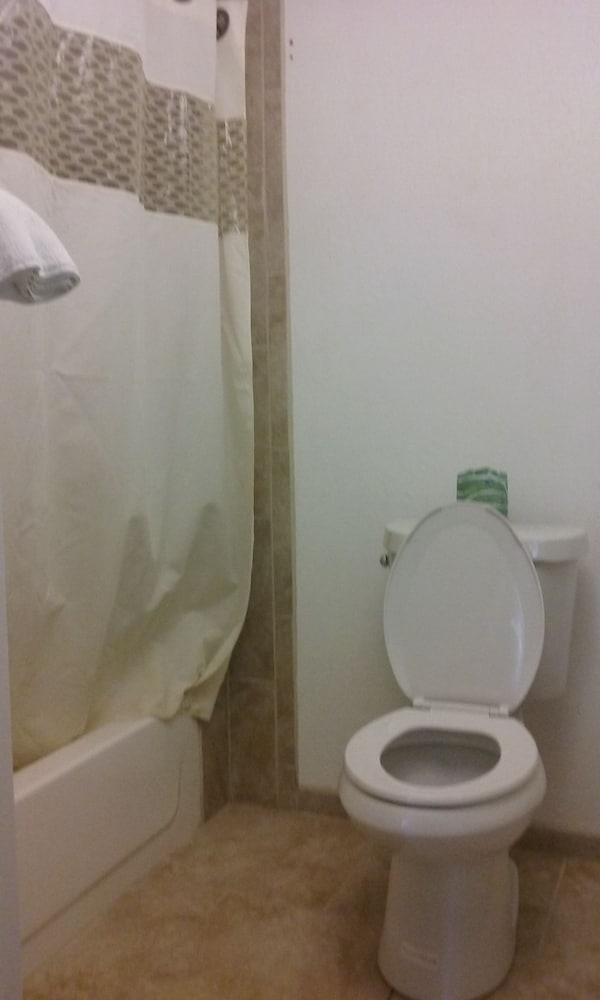 Super 54 Inn - photo 18