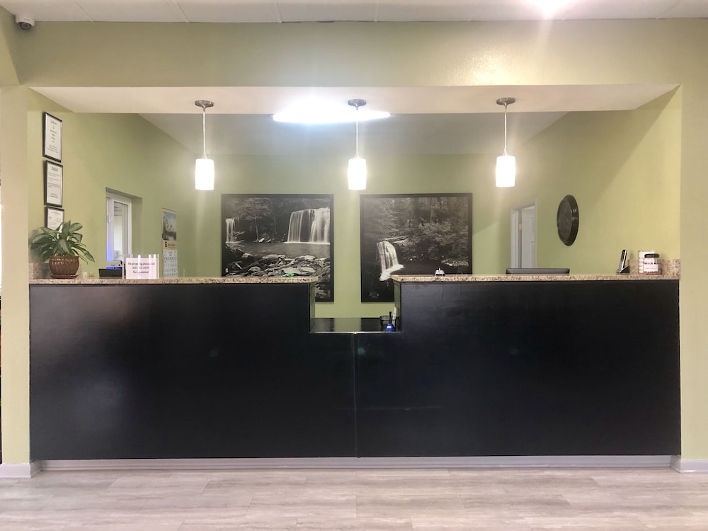 Americas Best Value Inn Brinkley - photo 2