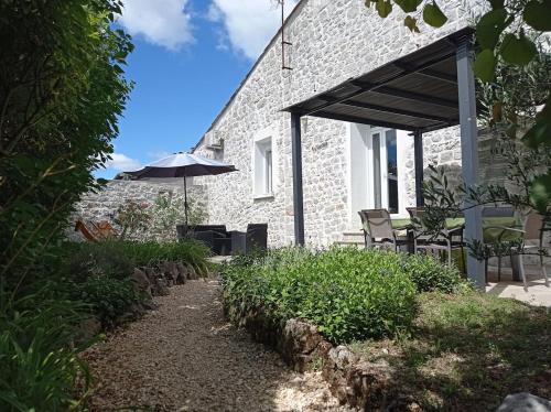 Gîte Lou Cagnard au coeur des gorges de l'Ardèche - last minute hotel in Unknown City