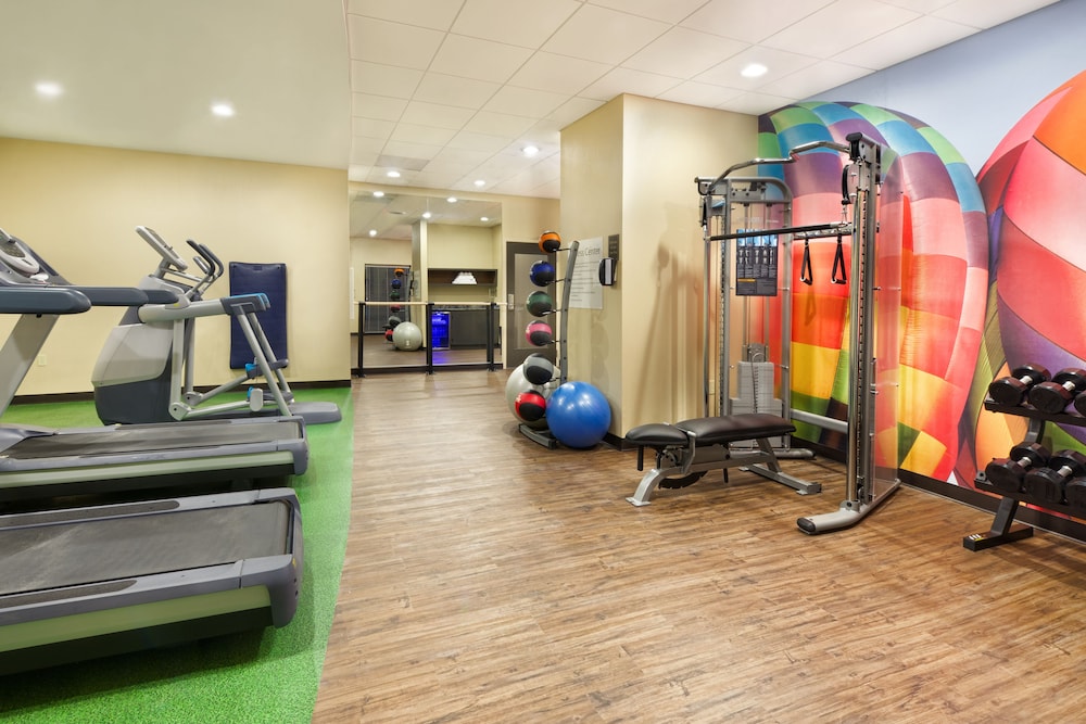 Hotel Indigo Cleveland Beachwood by IHG - photo 14