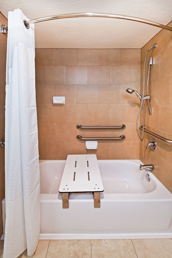 Holiday Inn Tyler Conference Center by IHG - photo 19