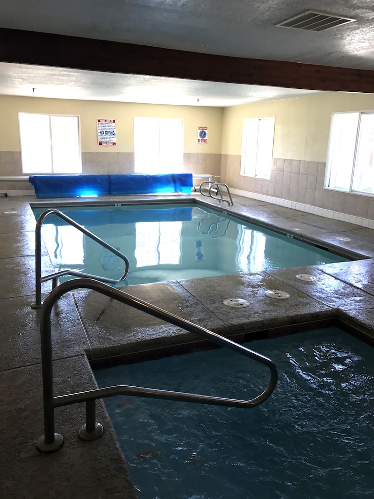 FairBridge Inn & Suites Kellogg - photo 32
