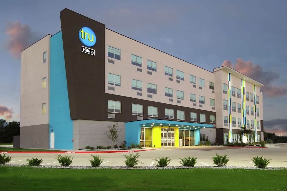 Tru by Hilton Bryan College Station - photo 33