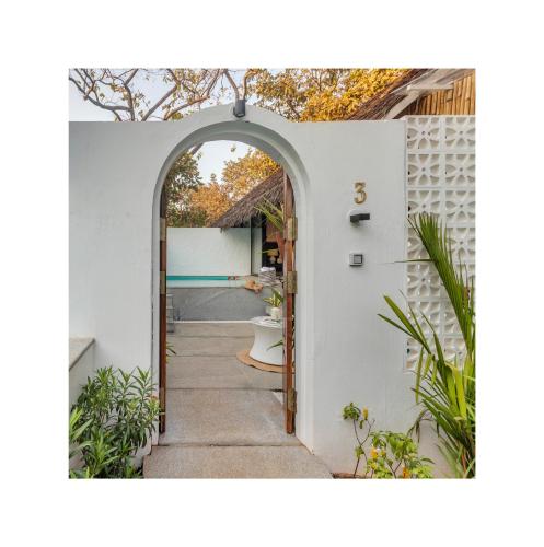 Oia Goa Private Pool in Vagator, India