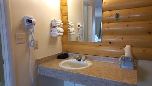 The Trail Inn Grantsburg WI 703 WI 70 - photo 3
