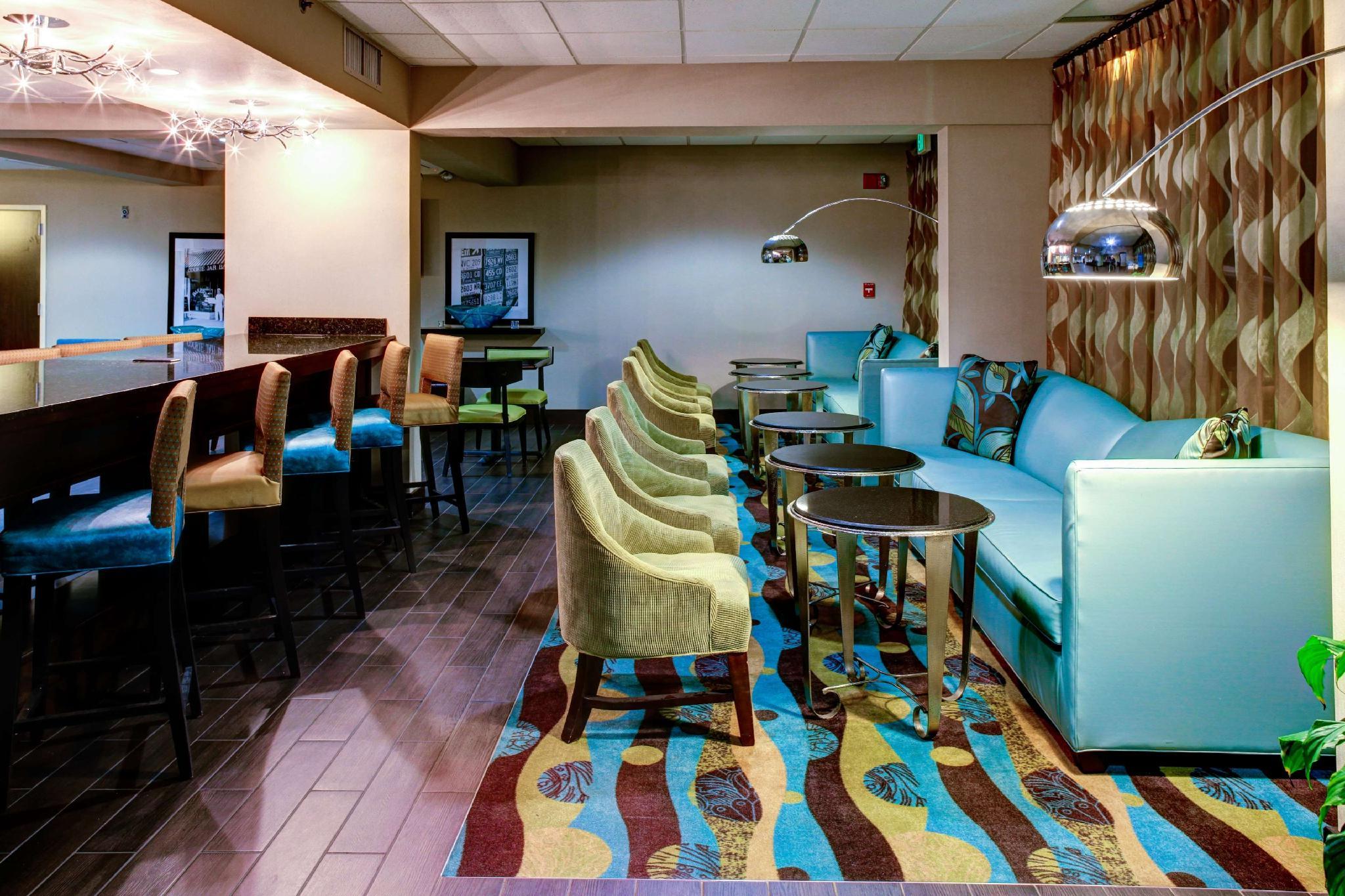 Hampton Inn & Suites Fultondale Birmingham I 65 AL - photo 42