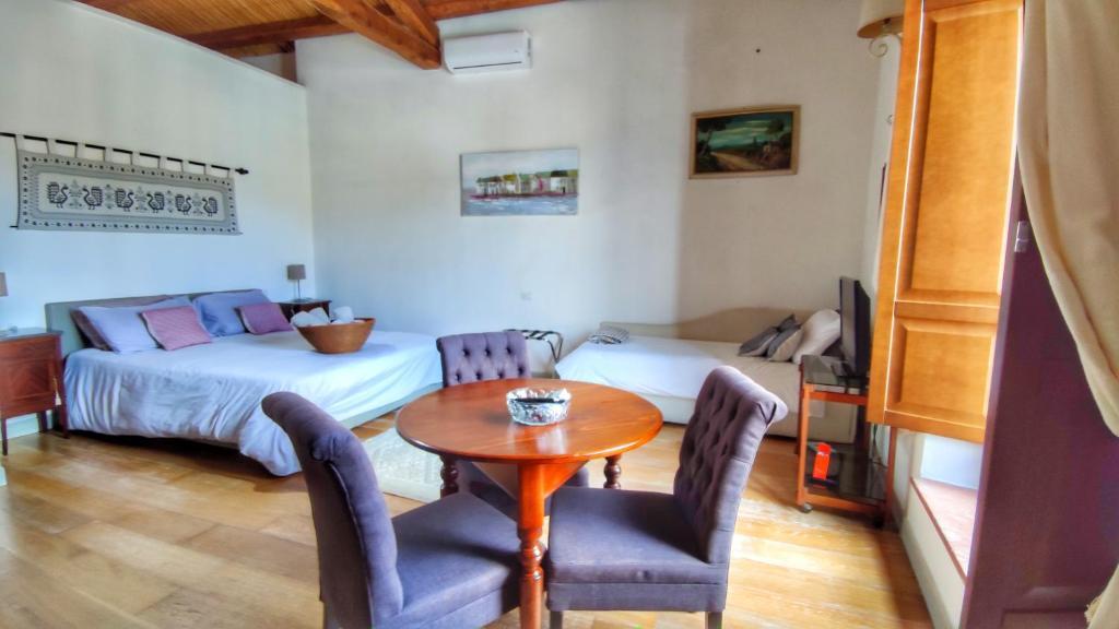 Bosa Exclusive Apartments Bosa Apartments — 4-Star Luxury Hotel in Bosa, Italy