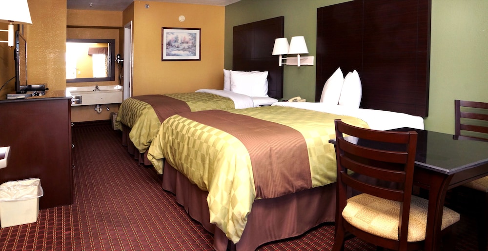 Executive Inn Opp - photo 10