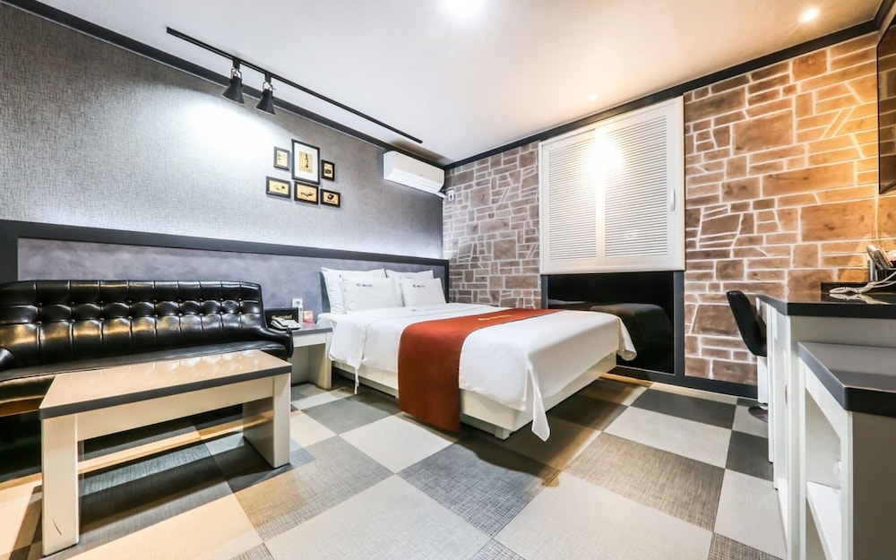 Cheonan E Motel in Cheonan, South Korea