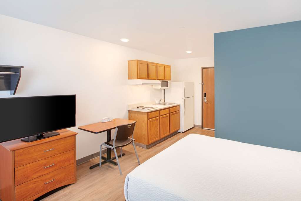 WoodSpring Suites Harlingen - photo 9
