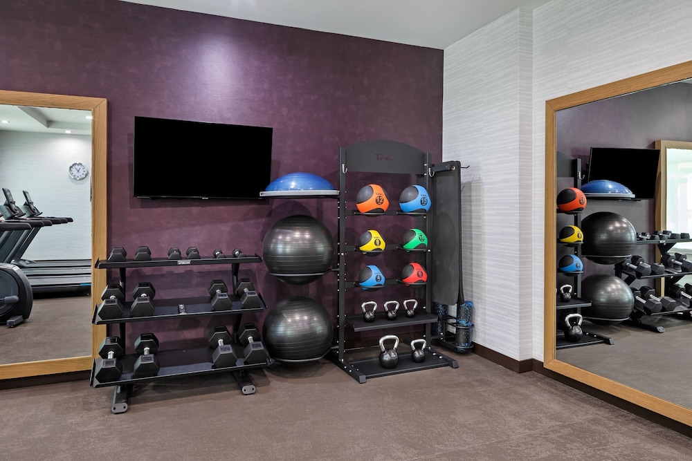 Residence Inn Chatsworth - photo 26