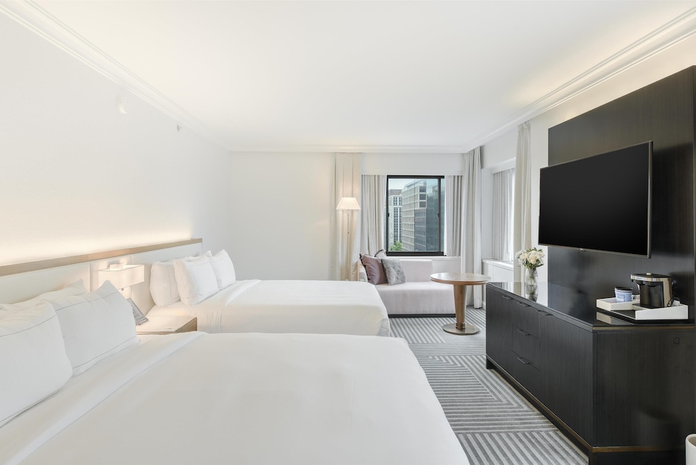 Capital Hilton - photo 40